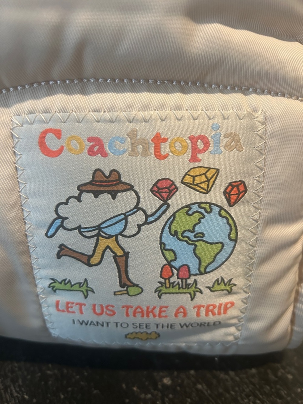 Coach “Let us take a trip” Quilted Cream Tote with Aqua Coachtopia Tag - Picture 3 of 12